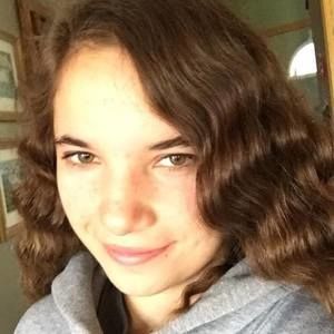 Meet your Posher, Madalyn